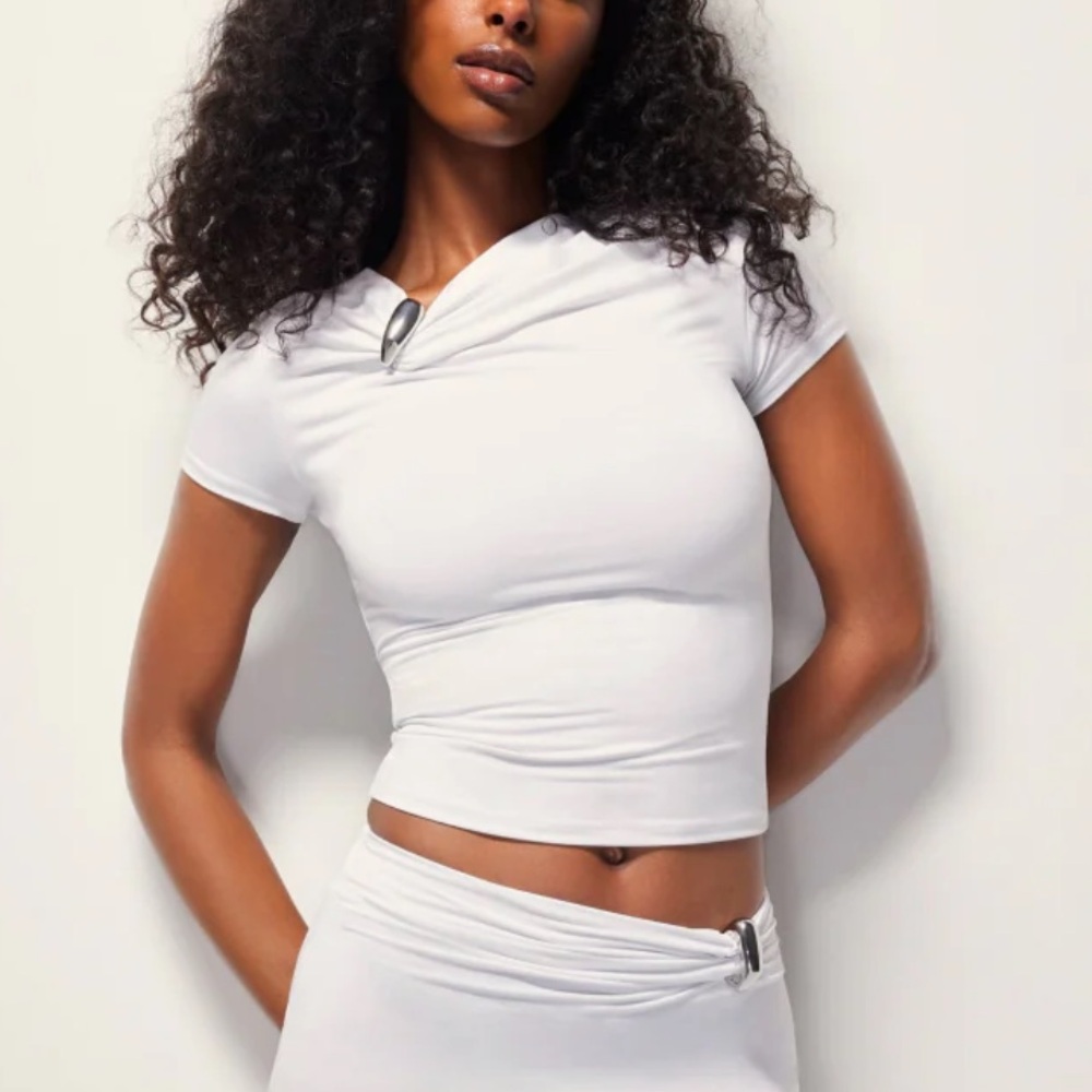 KHY pierced top